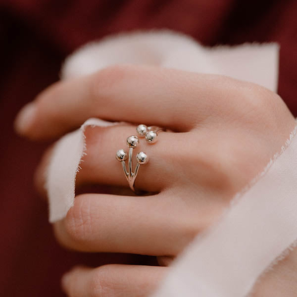 Anello aperto argento cinque sfere fatto a mano made in italy