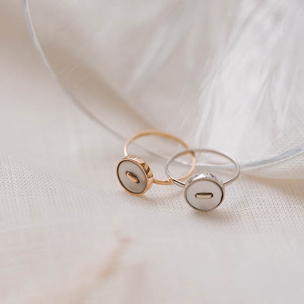 anelli argento oro giallo bottoncino madreperla bianca made in italy