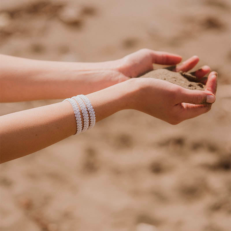 bracciale argento tre nastri sottili passamaneria made in italy bianco indossato