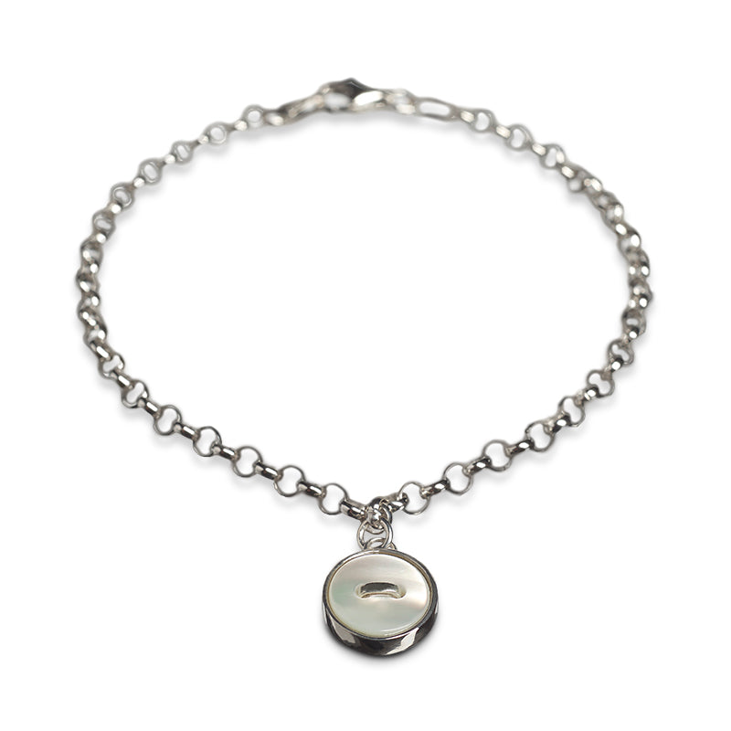 bracciale catenina argento piccolo ciondolo bottoncino madreperla bianca made in italy