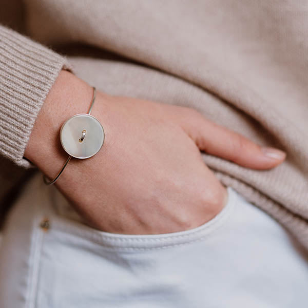 bracciale argento bottone madreperla bianca fatto a mano italia